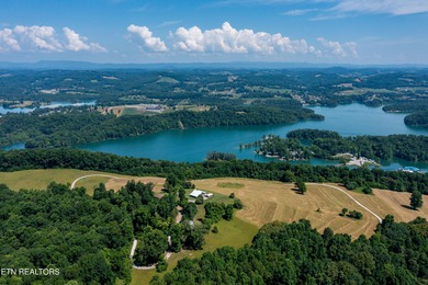 Boasting stunning views of Norris Lake and gorgeous East - photo 24