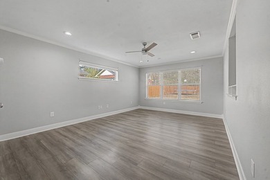 Move in ready 4-bedroom, 3.5-bath home in the highly desirable - photo 25