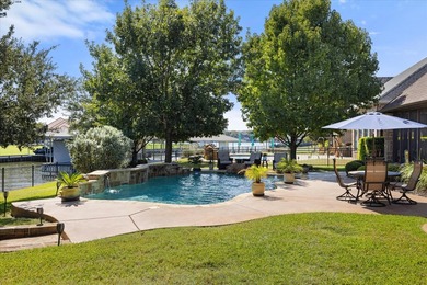 Welcome to your ultimate waterfront retreat in one of Granbury's - photo 31