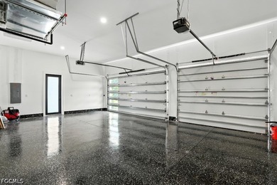 A Modern Masterpiece in Cape Royal Golf Club. Brand-new 2025 - photo 36
