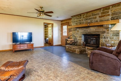 Boasting stunning views of Norris Lake and gorgeous East - photo 46