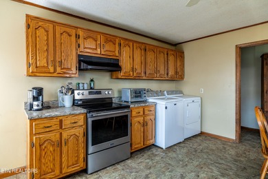 Boasting stunning views of Norris Lake and gorgeous East - photo 52