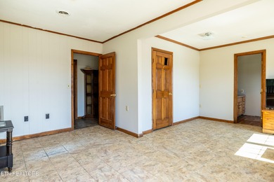 Boasting stunning views of Norris Lake and gorgeous East - photo 54