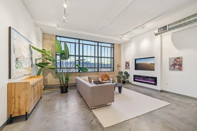 Amazing historic loft featuring soaring ceilings, oversized - photo 2