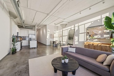 Amazing historic loft featuring soaring ceilings, oversized - photo 7