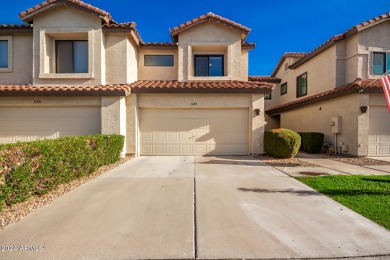 Islands Lake Townhome/Townhouse Sale Pending in Gilbert Arizona