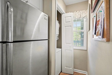 Turn-key 2BR/2BA end unit condo with stunning Intracoastal - photo 11