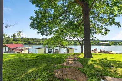 Experience luxury Lake LBJ waterfront living on the Colorado Arm - photo 14