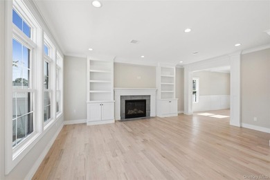 Brand-New Custom Colonial in the Heart of Merrick - Move-In - photo 20