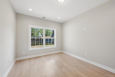 Brand-New Custom Colonial in the Heart of Merrick - Move-In - photo 24