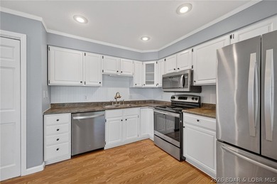 Here's your chance to own this freshly painted and cleaned 2nd - photo 11