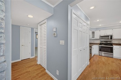 Here's your chance to own this freshly painted and cleaned 2nd - photo 14
