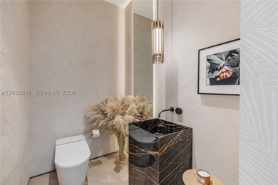 Discover elevated luxury living in the heart of the exclusive - photo 14