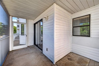 Here's your chance to own this freshly painted and cleaned 2nd - photo 28