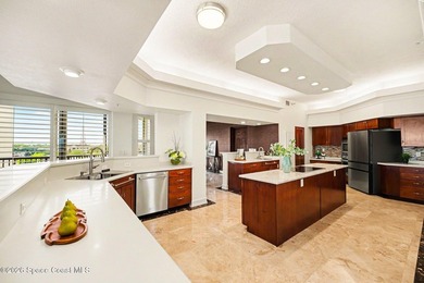 WELCOME to the pinnacle of luxury waterfront living in the heart - photo 5
