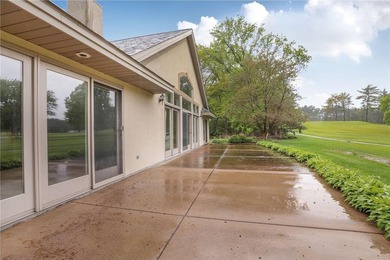 Enjoy your quiet back patio in the best location at the end of - photo 7