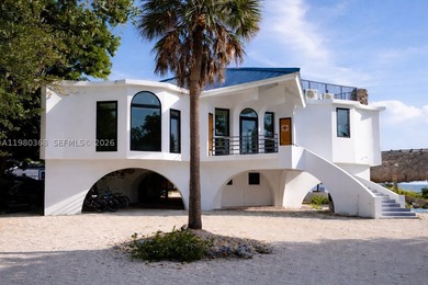 Welcome to The Barnacle Bed and Breakfast, a rare oceanfront - photo 3