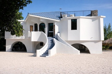Welcome to The Barnacle Bed and Breakfast, a rare oceanfront - photo 4