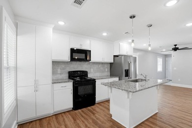 1068 Mill SE St - photo 3
