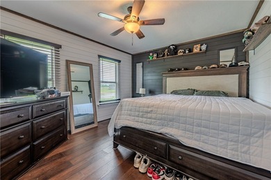 Looking for an affordable home with updates already completed? - photo 11