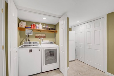 Welcome to this beautiful multi-level home offering the perfect - photo 22