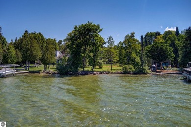 Create your dream home on this exceptional 0.70-acre waterfront - photo 23