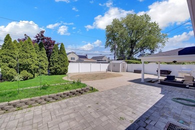 Welcome to this beautiful multi-level home offering the perfect - photo 26