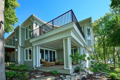 Experience Lake Minnetonka luxury in this like-new end-unit - photo 7