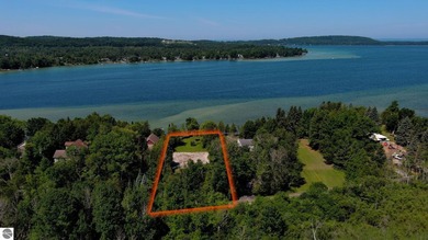 Create your dream home on this exceptional 0.70-acre waterfront - photo 28