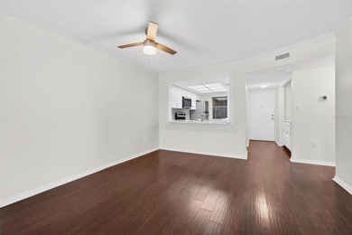 Welcome to easy first-floor living in this bright corner unit - photo 9