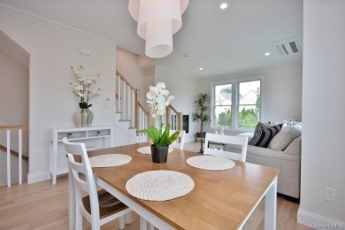 Lake Condo For Sale in Sleepy Hollow, New York