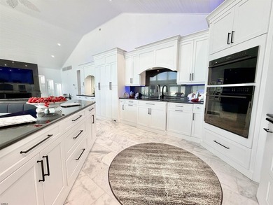 Experience the ultimate island lifestyle in your Contemporary - photo 12