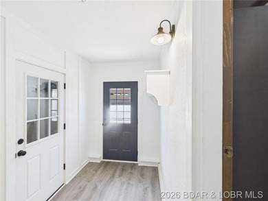 ***MOTIVATED SELLERS*** Lake living is easy in this beautiful - photo 19