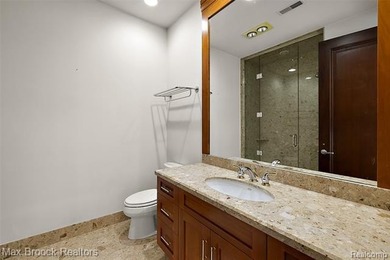 Experience breathtaking panoramic views of Pine Lake and - photo 19