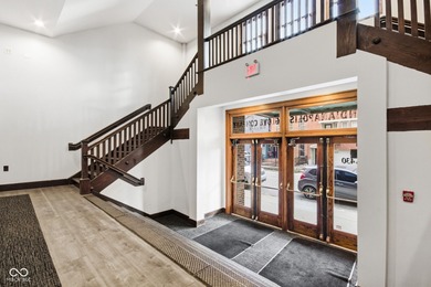 Enjoy stunning city views from this 5th-floor condo in the