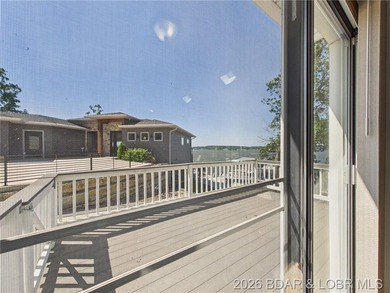 ***MOTIVATED SELLERS*** Lake living is easy in this beautiful - photo 25