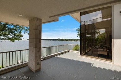 Experience breathtaking panoramic views of Pine Lake and - photo 26