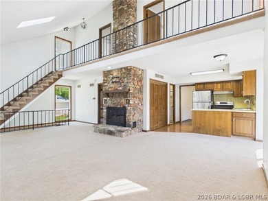 ***MOTIVATED SELLERS*** Lake living is easy in this beautiful - photo 27