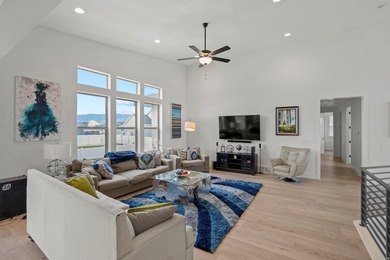 Welcome to this Ultra Modern home with amazing roof lines. Not - photo 14