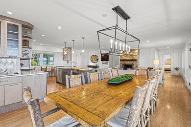 Prestigious Greenway Ave on the north shore of Green Lake is - photo 21