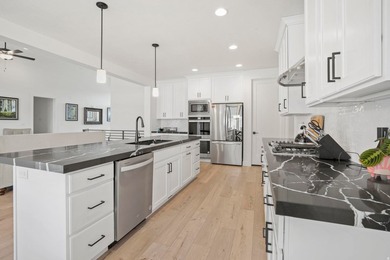 Welcome to this Ultra Modern home with amazing roof lines. Not - photo 21