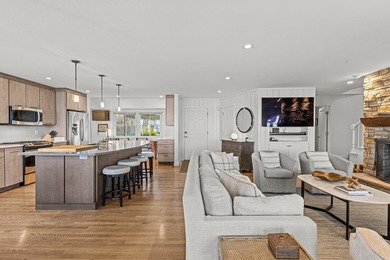 Prestigious Greenway Ave on the north shore of Green Lake is - photo 22