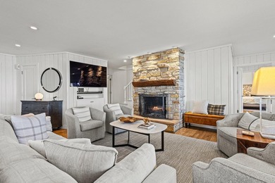 Prestigious Greenway Ave on the north shore of Green Lake is - photo 28