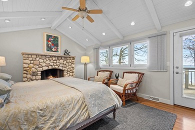 Prestigious Greenway Ave on the north shore of Green Lake is - photo 40