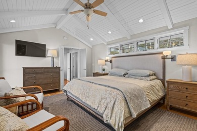 Prestigious Greenway Ave on the north shore of Green Lake is - photo 41
