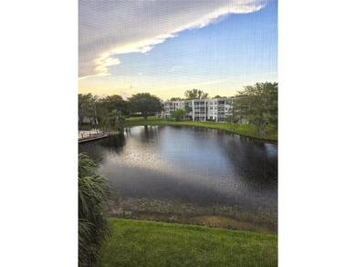 Lake Condo For Sale in Davie, Florida
