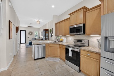 Immaculate 3-bed, 2.5-bath, 1-car town-home ideally situated on - photo 13