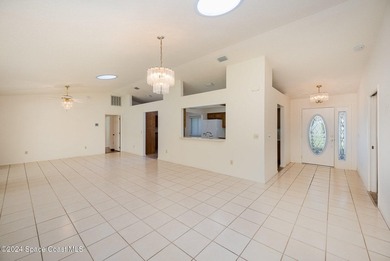 Located in a sought-after resort-style country club community - photo 4