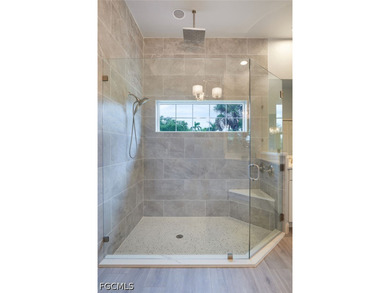Step into coastal elegance at 18210 Chesapeake Court, a - photo 15