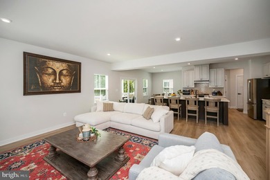 Welcome home to this 4BR, 3.5BA Colonial in the soughtafter - photo 16